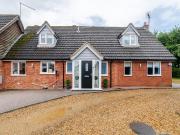 4 bedroom end of terrace house for sale