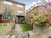 4 bedroom end of terrace house for sale