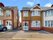 4 bedroom end of terrace house for sale