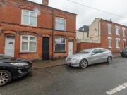 4 bedroom end of terrace house for sale