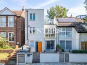 4 bedroom end of terrace house for sale