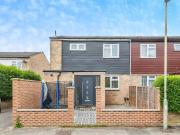 4 bedroom end of terrace house for sale