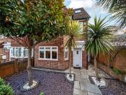 4 bedroom end of terrace house for sale