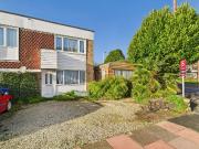 4 bedroom end of terrace house for sale