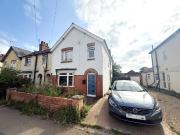 4 bedroom end of terrace house for sale