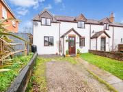 4 bedroom end of terrace house for sale