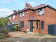 4 bedroom end of terrace house for sale