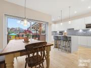 4 bedroom end of terrace house for sale