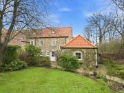 4 bedroom end of terrace house for sale