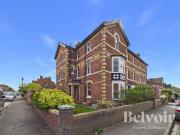 4 bedroom end of terrace house for sale