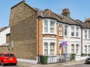 4 bedroom end of terrace house for sale