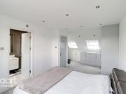 4 bedroom end of terrace house for sale