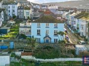 4 bedroom end of terrace house for sale