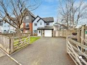 4 bedroom end of terrace house for sale