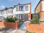 4 bedroom end of terrace house for sale