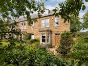 4 bedroom end of terrace house for sale