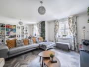4 bedroom end of terrace house for sale