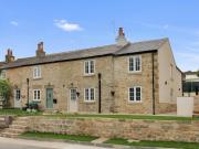 4 bedroom end of terrace house for sale