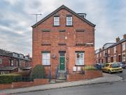 4 bedroom end of terrace house for sale