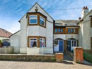 4 bedroom end of terrace house for sale