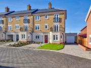 4 bedroom end of terrace house for sale