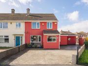 4 bedroom end of terrace house for sale