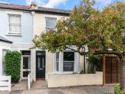 4 bedroom end of terrace house for sale