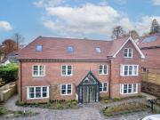 4 bedroom end of terrace house for sale