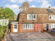 4 bedroom end of terrace house for sale