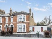 4 bedroom end of terrace house for sale