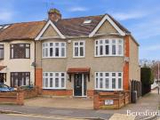 4 bedroom end of terrace house for sale