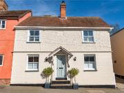 4 bedroom end of terrace house for sale