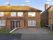 4 bedroom end of terrace house for sale