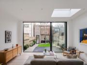 4 bedroom end of terrace house for sale