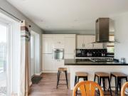 4 bedroom end of terrace house for sale
