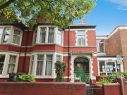 4 bedroom end of terrace house for sale