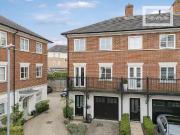 4 bedroom end of terrace house for sale