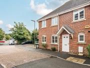 4 bedroom end of terrace house for sale