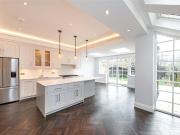 4 bedroom end of terrace house for sale