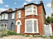 4 bedroom end of terrace house for sale