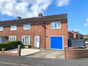 4 bedroom end of terrace house for sale in Apley Close,...