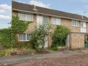 4 Bedroom End Of Terrace House For Sale In Berkshire