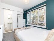 4 bedroom end of terrace house for sale in Broad Green,...