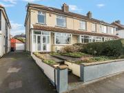 4 bedroom end of terrace house for sale in Canford Lane,...