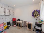 4 bedroom end of terrace house for sale in Cippenham...