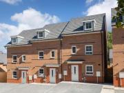 4 Bedroom End Of Terrace House For Sale In Cleckheaton,...