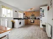 4 Bedroom End Of Terrace House For Sale In Cossor Road,...