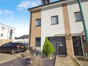 4 bedroom end of terrace house for sale in Hammonds...