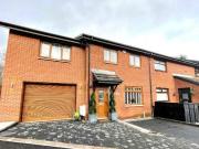 4 bedroom end of terrace house for sale in Heritage View...