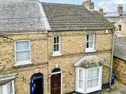 4 Bedroom End Of Terrace House For Sale In Huntingdon
